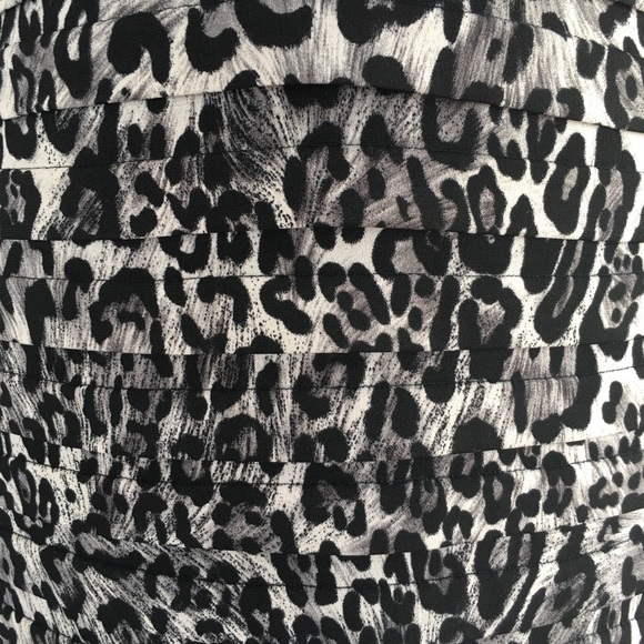 CACHE Leopard Print Rouched Textured Halter Dress - Picture 2 of 10
